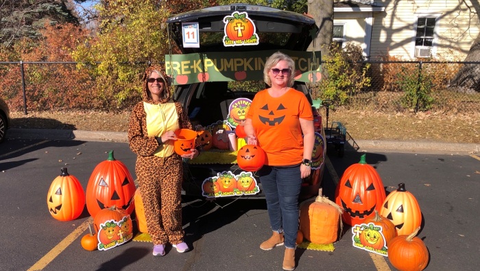 Zion Hosts Trunk or Treat